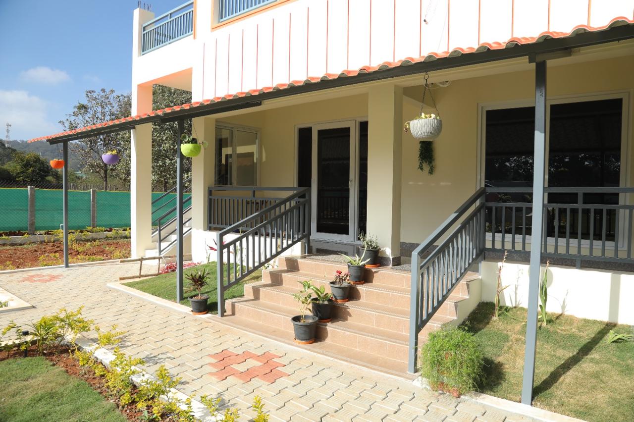 Cottage Front Elevation 01